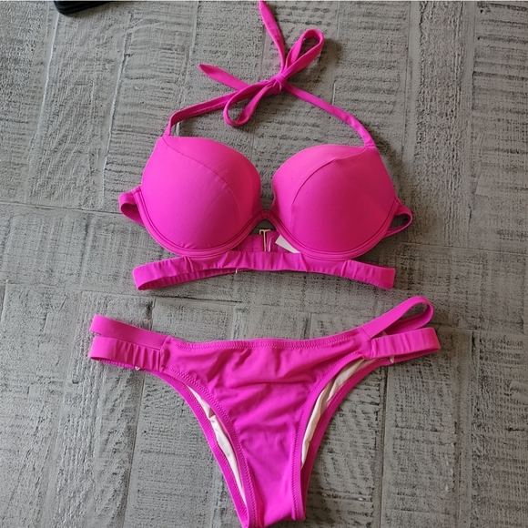 Push Up Bikini Set - Picture 2 of 10